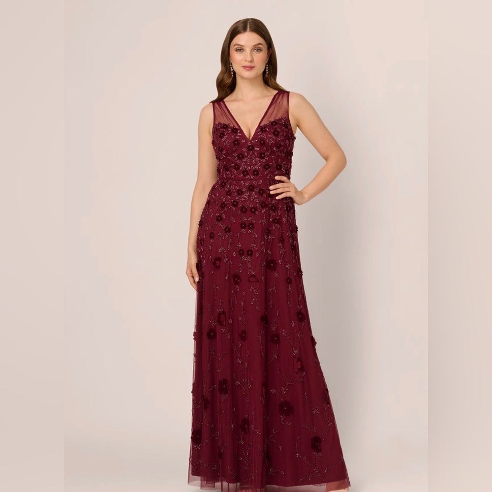 Elegant Burgundy Embellished V-Neck Evening Gown - Picture 2 of 6